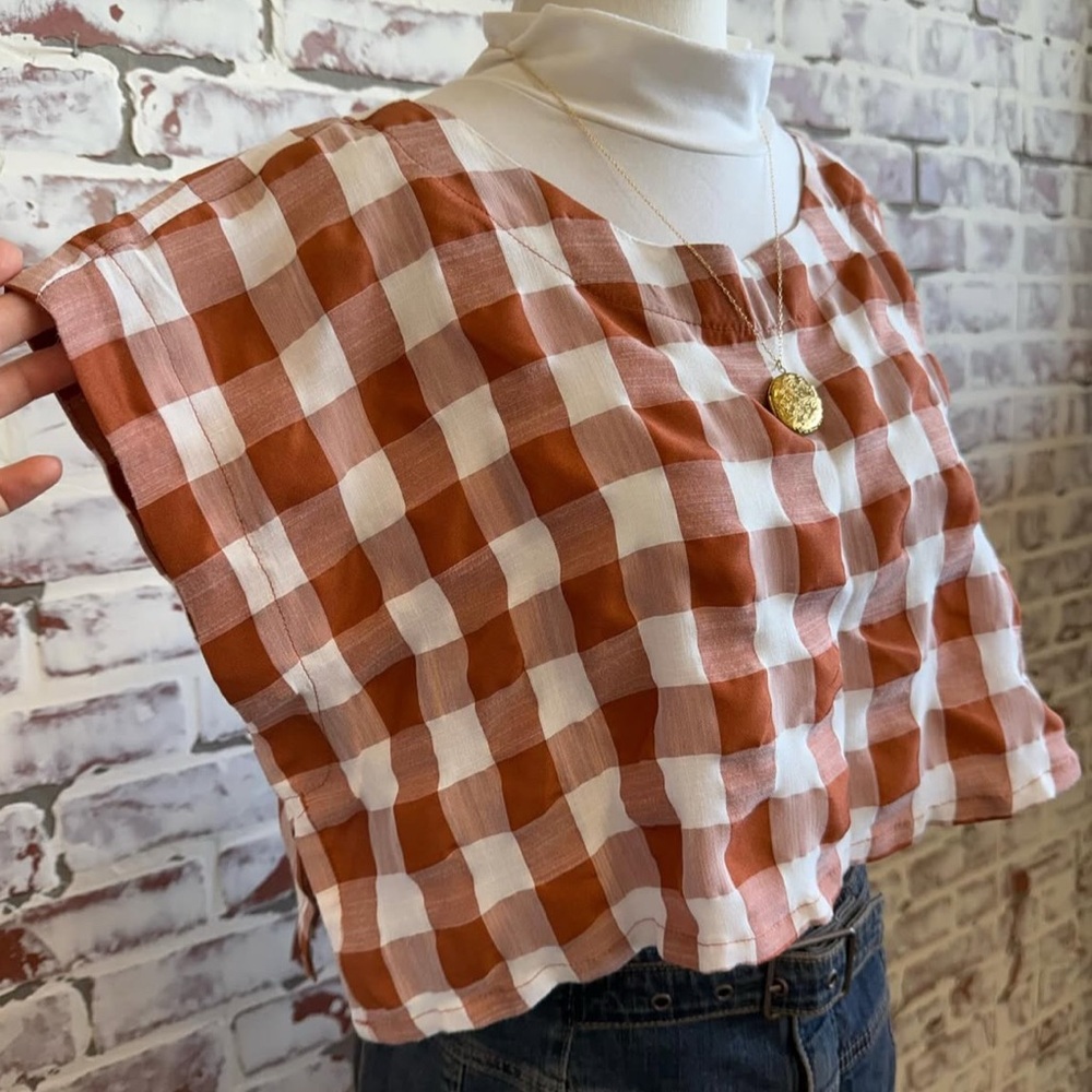 MARBLE Orange and White Boxy Crop